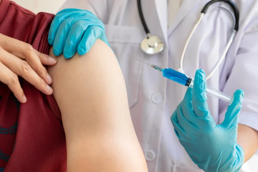 Lymphocyte immunization therapy